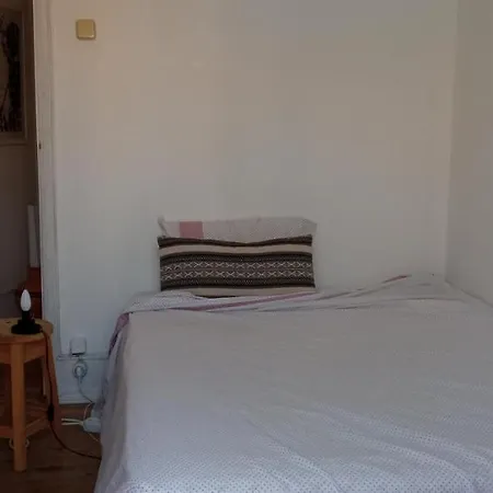 Quiet Room In Anjos *